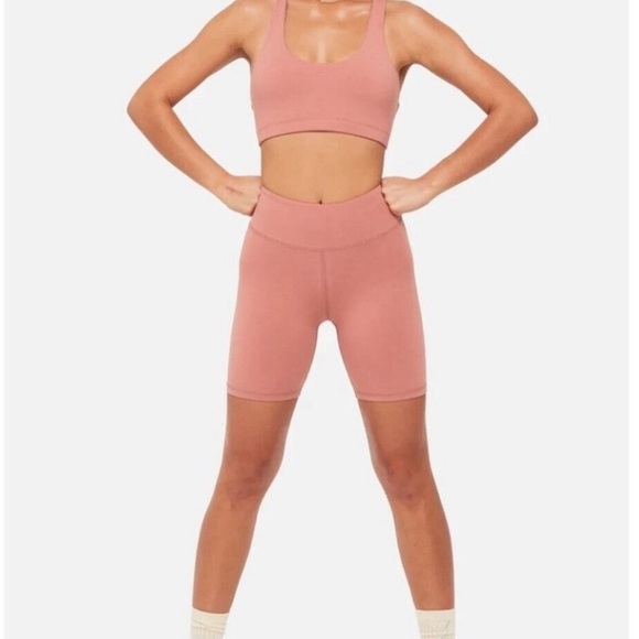 MATE The Label Stretch Biker Shorts - Picture 4 of 9